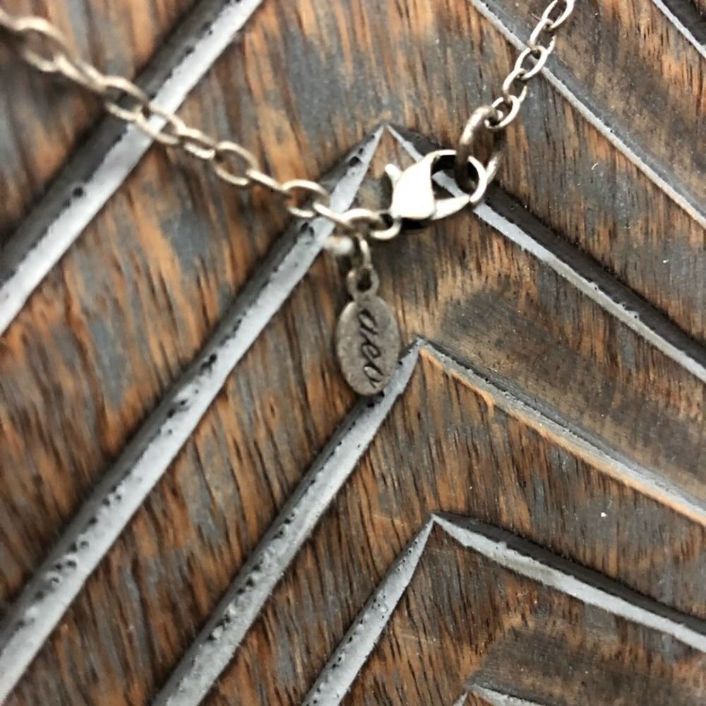 American Eagle Rhinestone Bow Tassel Necklace - Picture 5 of 8